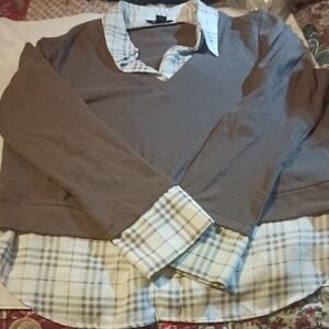 A. Byer Men's V-Neck Brown Sweater with Plaid Shirt